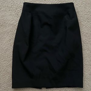 NWOT LOFT Black Curvy Pencil Skirt Size 0P